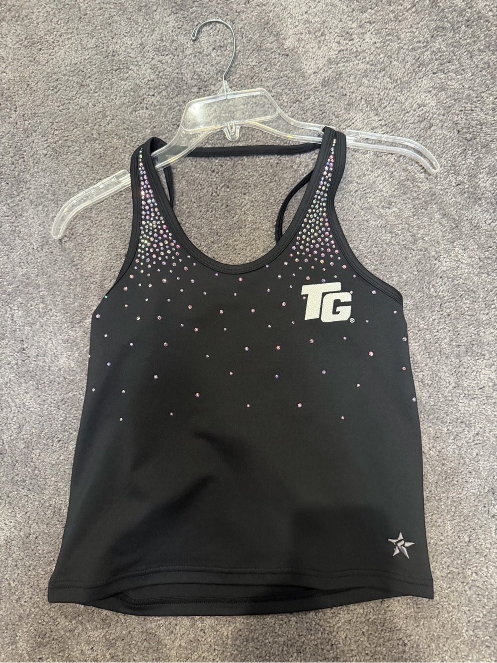 2025 Top Gun practice tank YL never worn